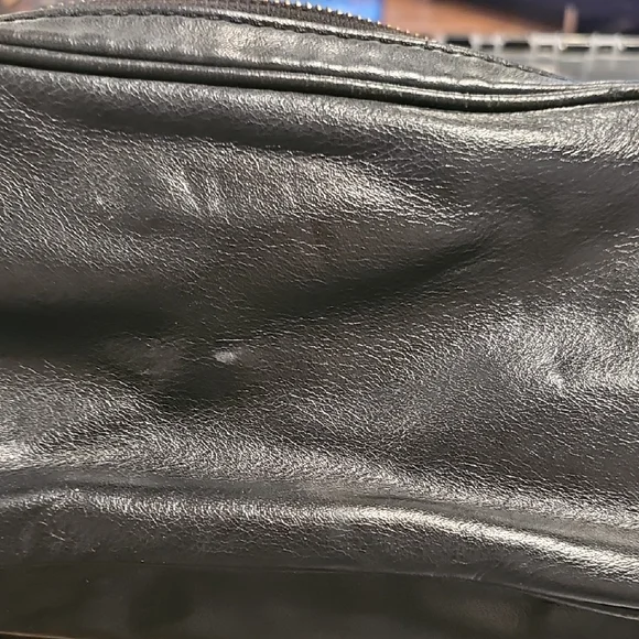 Marc Jacobs Black Crossbody Bag with Gold Accents - Picture 5 of 6